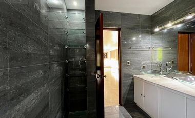 Espacio y Confort en Cada Rincón: Casa en Camino de Cruces