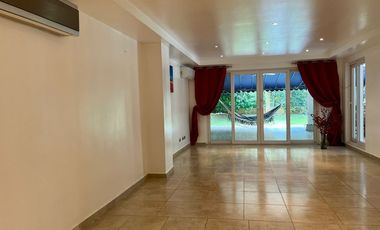 Espacio y Confort en Cada Rincón: Casa en Camino de Cruces