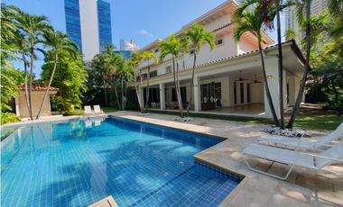 Lujo, confort y elegancia .., en Golden Point, en Punta Pacifica