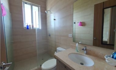 Espectacular vista al mar y frente a las piscinas y la playa, en Bijao.