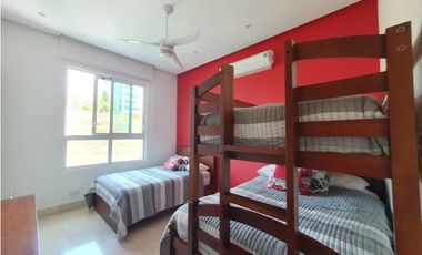 Espectacular vista al mar y frente a las piscinas y la playa, en Bijao.