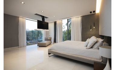 Una casa con el estilo mas moderno y lujoso que encontras en Panama! Somos Cryptofriendly !