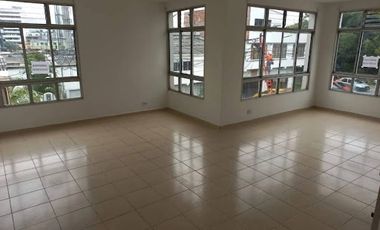 VENTA de CASA RESIDENCIAL en PEREIRA