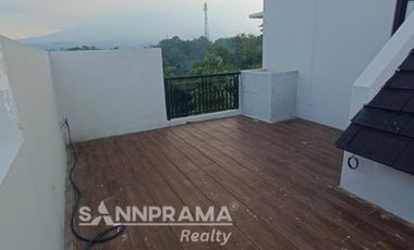 Rumah nuansa resort di kaki gunung salak dengan view gunung salak, pan