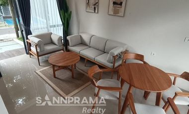 Rumah nuansa resort di kaki gunung salak dengan view gunung salak, pan