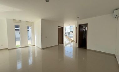 Casa en venta en sendas residencial