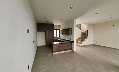 CASA EN VENTA EN COTO SOARE III ALTANZA, FRACCIONAMIENTO SOLARES, ZAPOPAN