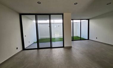 CASA EN VENTA EN COTO SOARE III ALTANZA, FRACCIONAMIENTO SOLARES, ZAPOPAN