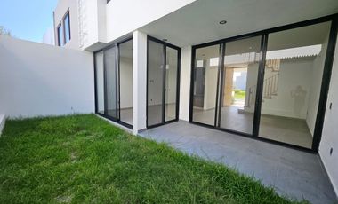 CASA EN VENTA EN COTO SOARE III ALTANZA, FRACCIONAMIENTO SOLARES, ZAPOPAN