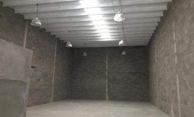 BODEGAS EN RENTA AL NORTE AV. CRISTOBAL  COLON