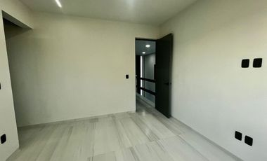 CASA EN VENTA VIA CUMBRES 237m2 DE TERRENO y 257.50m2 DE CONSTRUCCION