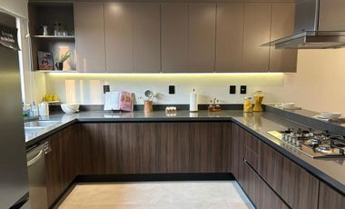 VENTA  CASA EN VILLA MAGNA