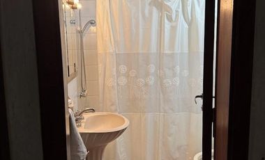 se alquila casa en Avenida General José de San Martín esquina Güiraldes