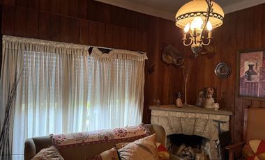 se alquila casa en Avenida General José de San Martín esquina Güiraldes