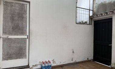 se alquila casa en Avenida General José de San Martín esquina Güiraldes