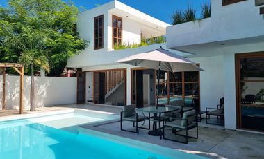 Casa con 4 recamaras y alberca en venta, Yautepec, Morelos