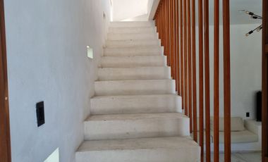 Casa con 4 recamaras y alberca en venta, Yautepec, Morelos