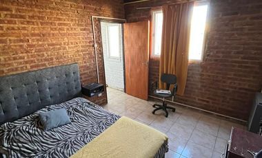 CASA EN VENTA EN CIPOLLETTI