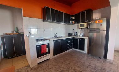 CASA EN VENTA EN CIPOLLETTI