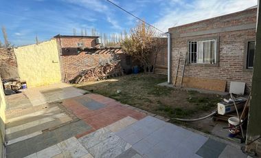 CASA EN VENTA EN CIPOLLETTI