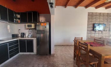 CASA EN VENTA EN CIPOLLETTI