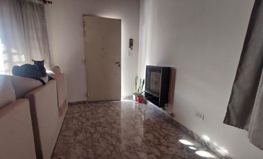 CASA EN VENTA EN CIPOLLETTI