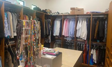 Renta de hermosa casa amueblada en Rancho San Francisco $230,000.00