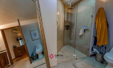 Casa en venta de Lujo Bugambilias zona Sur
