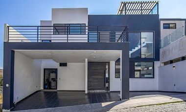ESPECTACULAR CASA EN VENTA EN RESIDENCIAL CORINTO