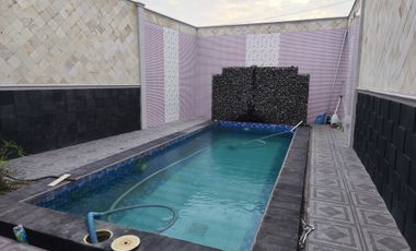 Di jual rumah solo kolam renang sumber manahan colomadu