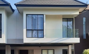 Rumah Graha Natura semi furnish interior bagus  homey berpagar