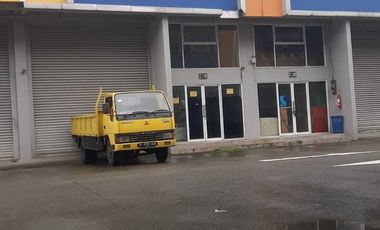 Nego sampai jadi ! Gudang siap pakai. Pergudangan Duta Indah .