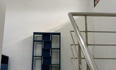 Disewakan Rumah 2 Lantai Furnish Tengah Kota Di Kembar BKR dkt Buah Batu