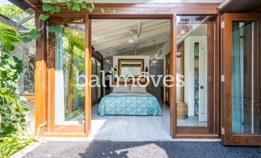 Villa Modern Cantik dengan Tiga Kamar Tidur di Sanur