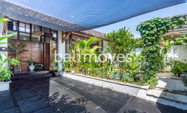 Villa Modern Cantik dengan Tiga Kamar Tidur di Sanur