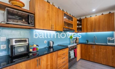 Villa Modern Cantik dengan Tiga Kamar Tidur di Sanur