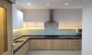 For Rent House in Cluster Gandaria with 24 hour Security