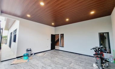 Rumah Baru 2 Lt Design Industrial Ada Private Pool Solo Kota