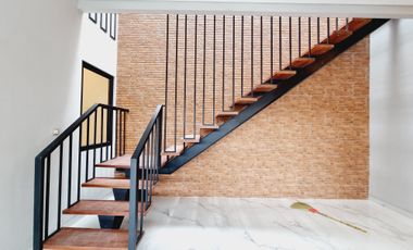 Rumah Baru 2 Lt Design Industrial Ada Private Pool Solo Kota