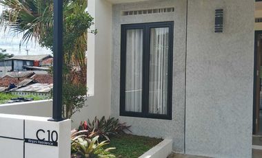 Rumah Cluster Rinjani depan Komplek IPB Sukabumi Konsep Scandinavian