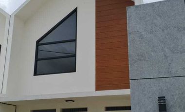 Rumah Cluster Rinjani depan Komplek IPB Sukabumi Konsep Scandinavian