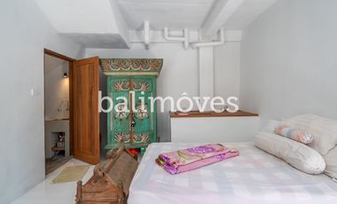 Villa Klasik Baru Dua Lantai dengan Dua Kamar Tidur di Sanur