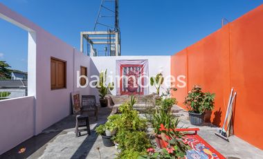 Villa Klasik Baru Dua Lantai dengan Dua Kamar Tidur di Sanur