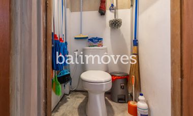 Villa Klasik Baru Dua Lantai dengan Dua Kamar Tidur di Sanur