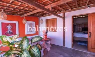 Villa Klasik Baru Dua Lantai dengan Dua Kamar Tidur di Sanur