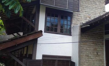 Dijual rumah daerah setra sari , daerah elit di Bandung , sejuk
