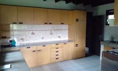 Dijual rumah daerah setra sari , daerah elit di Bandung , sejuk