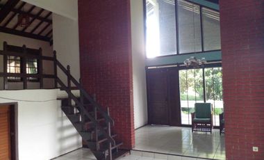 Dijual rumah daerah setra sari , daerah elit di Bandung , sejuk