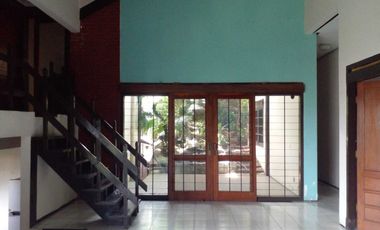 Dijual rumah daerah setra sari , daerah elit di Bandung , sejuk