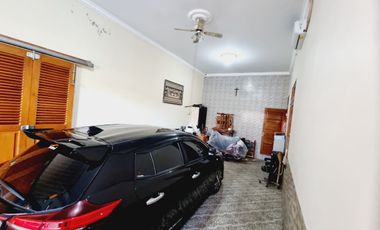 Rumah Mewah 389m² Tepi Jalan Utama Di Banjarsari Solo